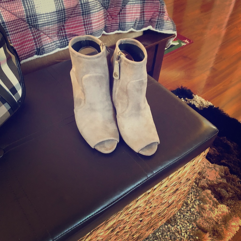 Michael kors bootie